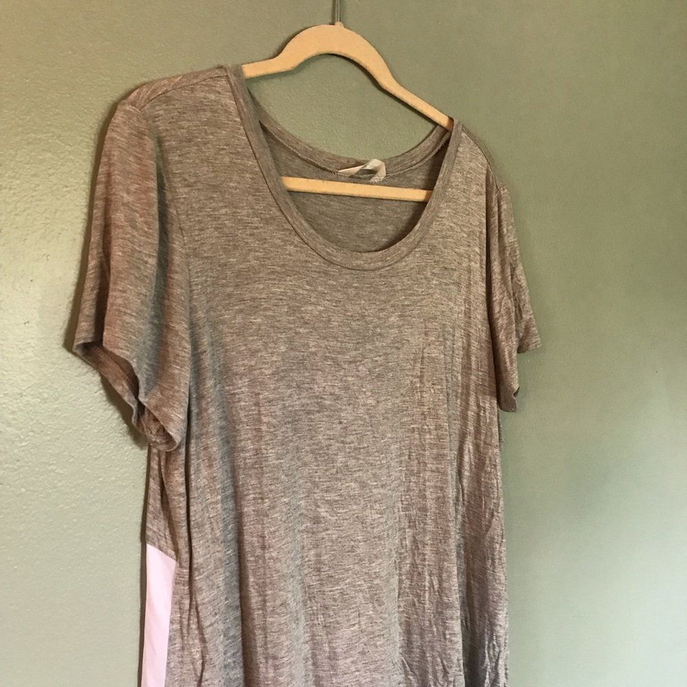 Maternity short sleeve top